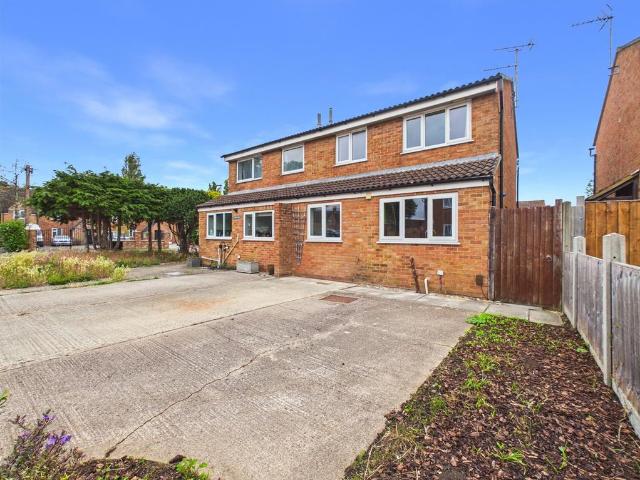 House for sale in Gloucester, Gloucestershire