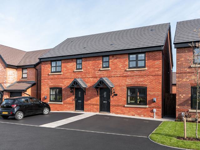 House for sale in Lichfield, Boley Park