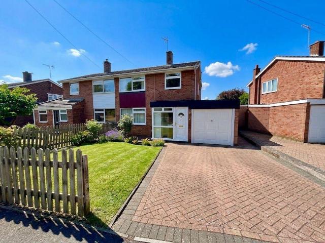 House for sale in Poets Estate, Newport Pagnell