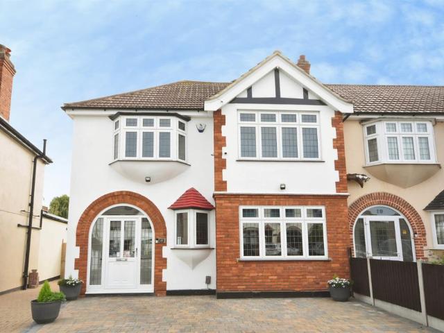 House for sale in London Borough of Havering, Greater London