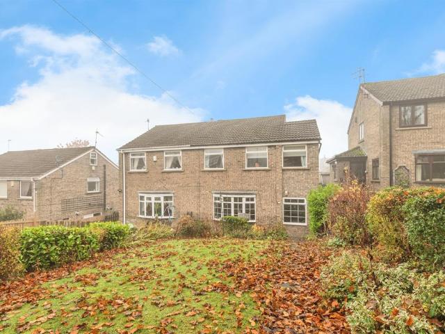House for sale in Broad Folds, Clayton