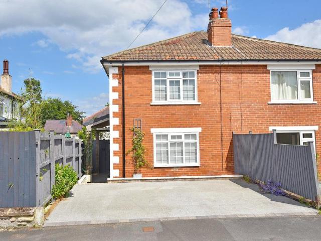 House for sale in Oatlands, Harrogate