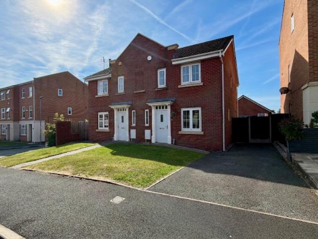House for sale in Hyde, Tameside