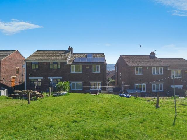 House for sale in Cowcliffe, Huddersfield