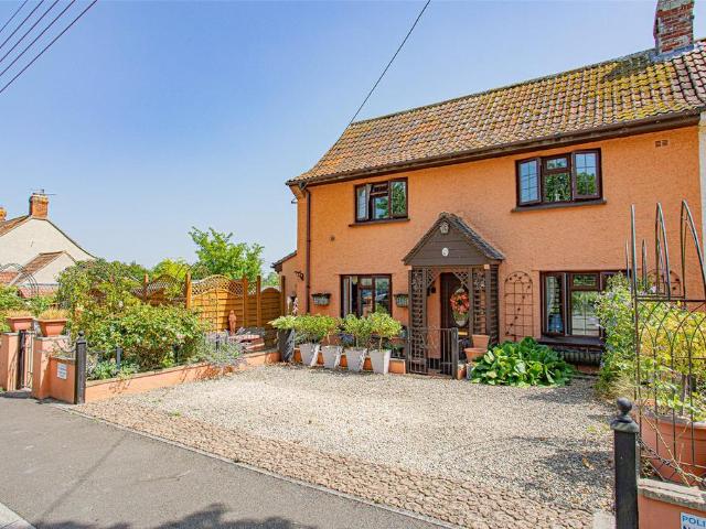 House for sale in Somerset