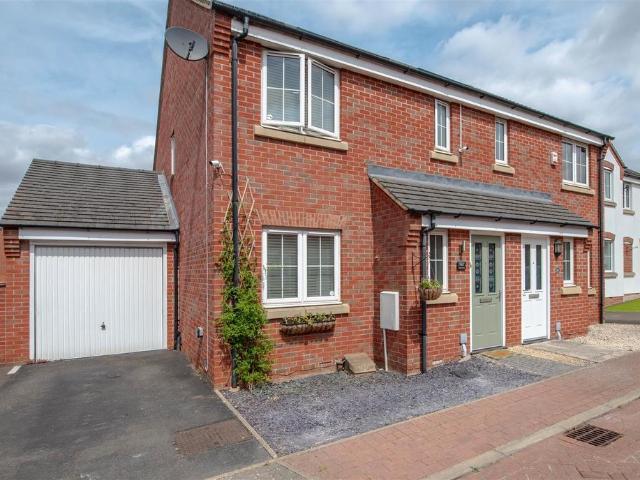 House for sale in Rushden