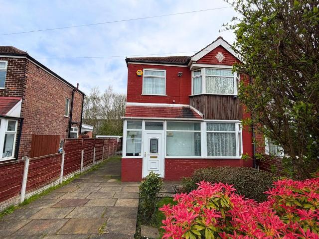 House for sale in Stretford, Trafford