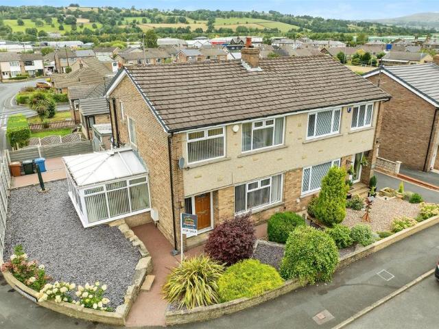 House for sale in Cross Hills, North Yorkshire