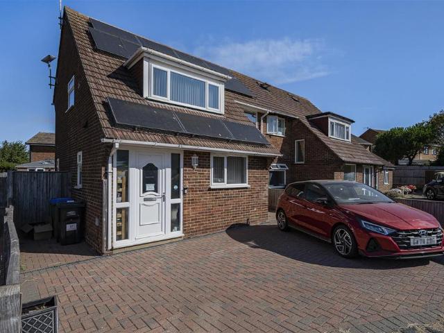 House for sale in Seaford, Iford