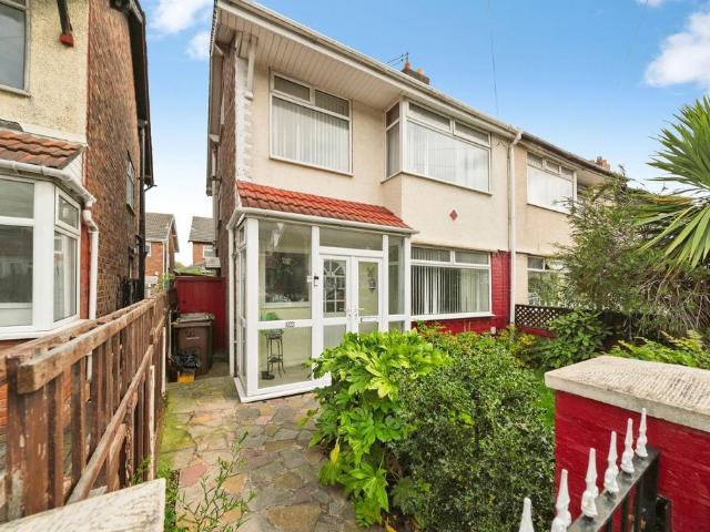 House for sale in Crosby, Sefton