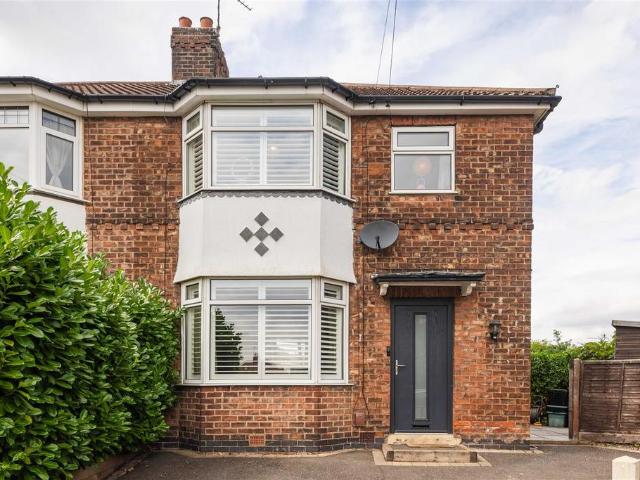 House for sale in Holgate, High Field