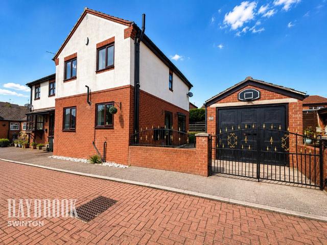 House for sale in Swinton, South Yorkshire