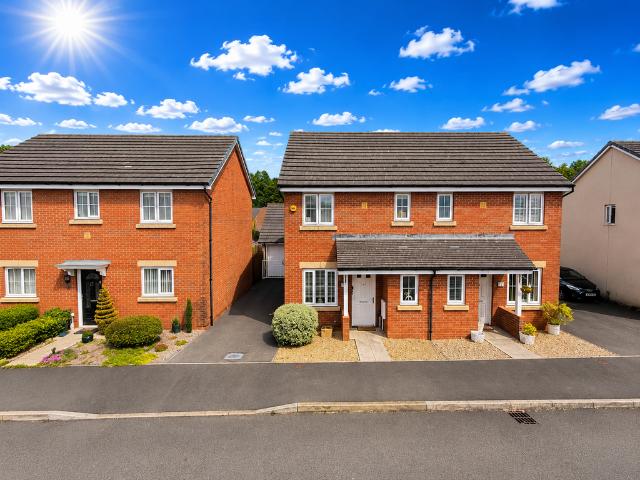 House for sale in Gorseinon, Wales