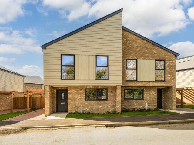 House for sale in Westfield Sole, Midway