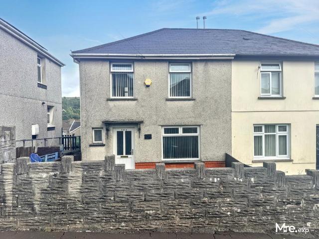 House for sale in Briton Ferry