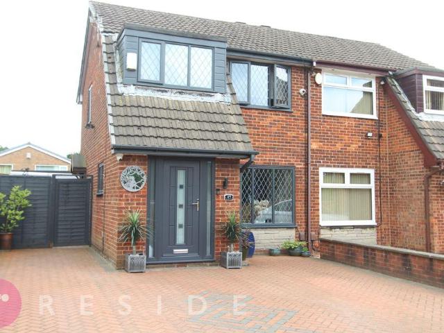 House for sale in Trub, Burnedge