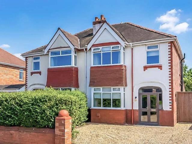 House for sale in Marshside, Southport