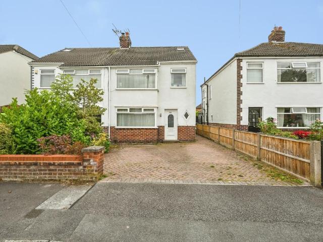 House for sale in Lingley Green, Warrington