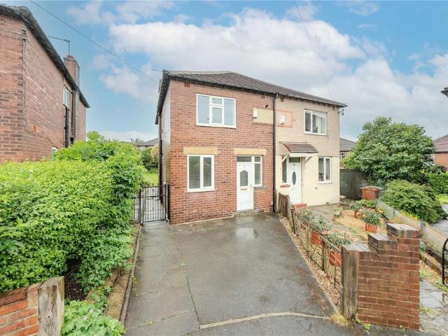 House for sale in Pudsey, West Yorkshire