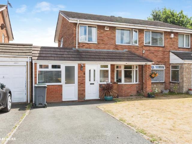 House for sale in Bloxwich, West Midlands