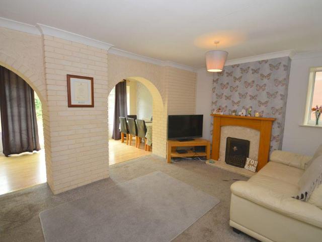 House for sale in Lunts Heath, Widnes