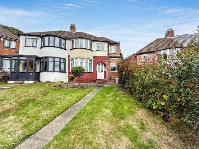 House for sale in Perry Beeches, Birmingham