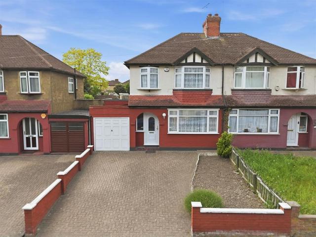 House for sale in Greater London