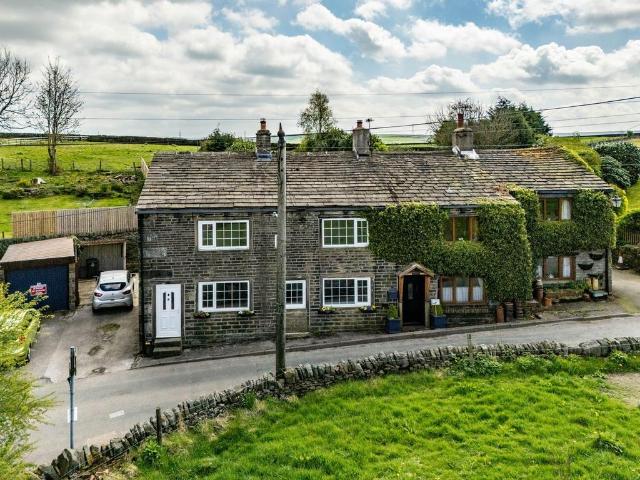 House for sale in Ripponden, West Yorkshire