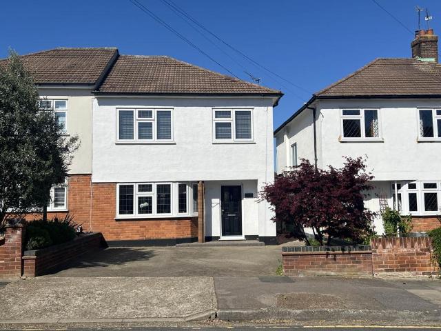 House for sale in Hornchurch, Greater London