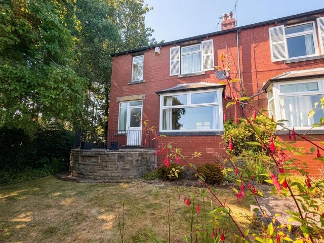 House for sale in Thurlstone, South Yorkshire