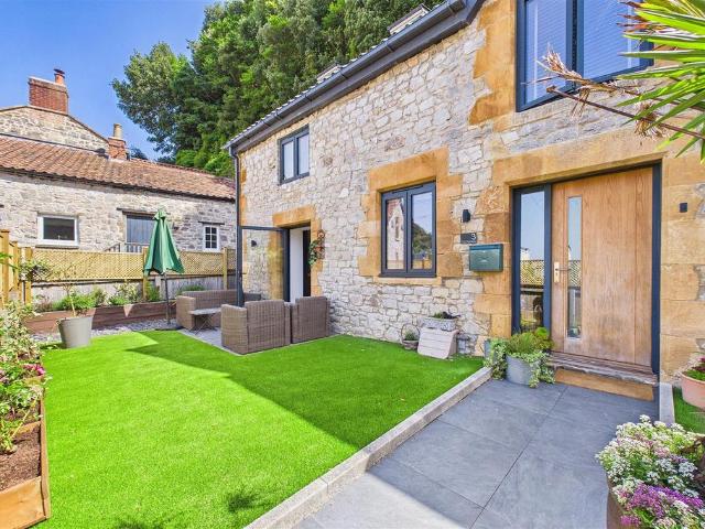 House for sale in East Clevedon, Clevedon
