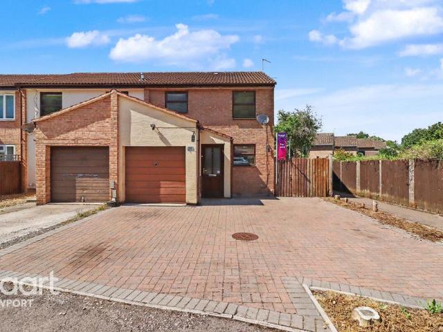 House for sale in Monmouth, Wales
