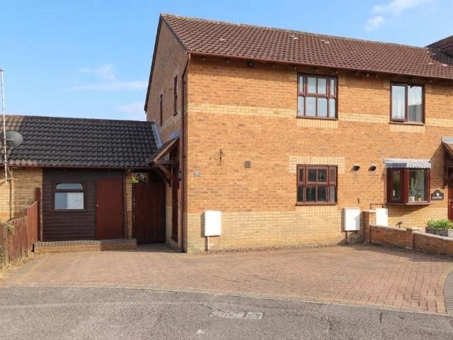 House for sale in Monkston Park, Milton Keynes