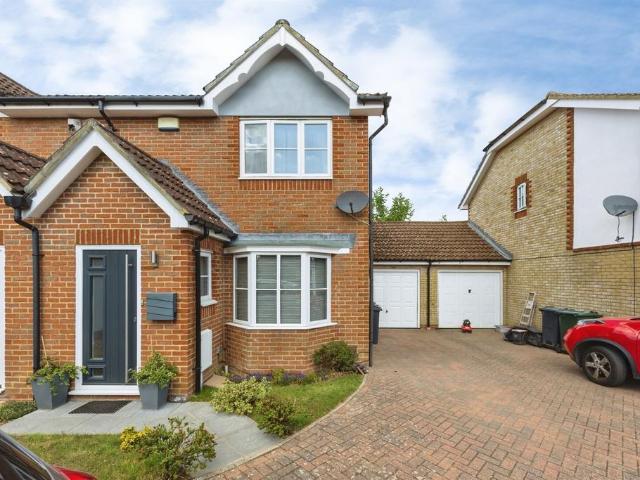 House for sale in Park Farm, Bridgefield