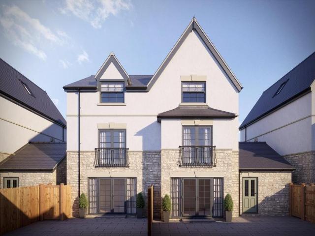 House for sale in Oakwood, West Yorkshire