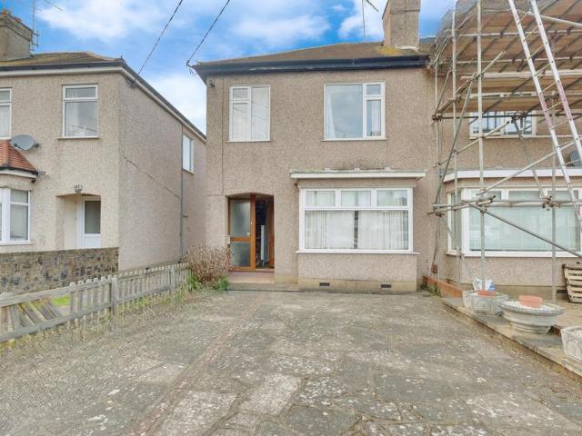 House for sale in Leigh-on-sea, Eastwood