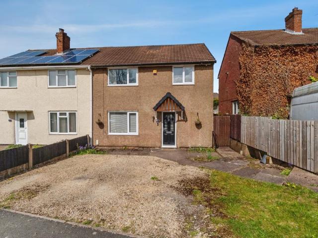 House for sale in Broomhill, Chadsmoor