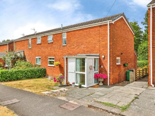 House for sale in Clifton, City of Nottingham