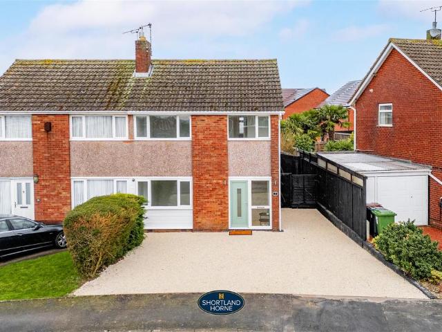 House for sale in Camp Hill, Warwickshire