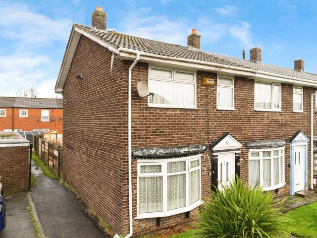 House for sale in Hood Manor, Warrington