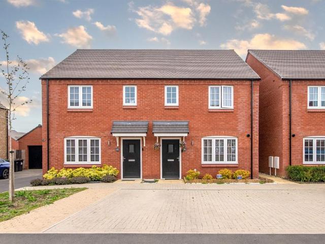 House for sale in Hanwood Park, Kettering