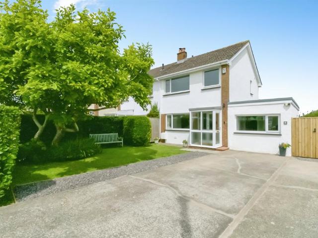 House for sale in St Athan, Wales