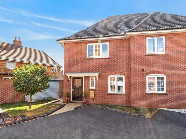 House for sale in Hanson Reach, Bedford