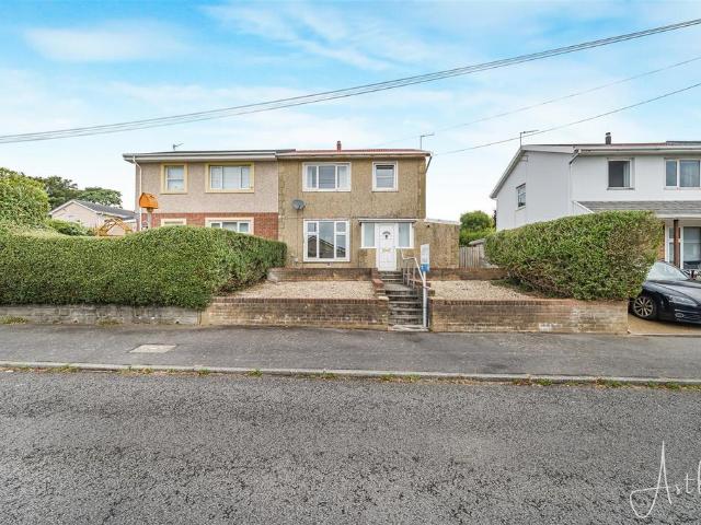 House for sale in Nangreaves, Wales