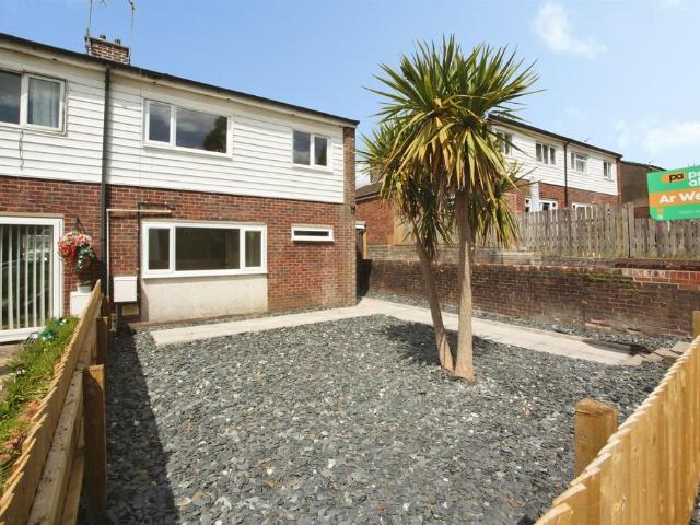 House for sale in Nantgarw, Wales