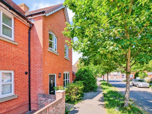 House for sale in Amesbury
