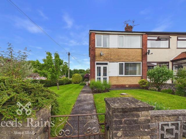 House for sale in Moss Side, Firbank