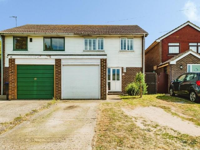House for sale in Fishersgate, West Sussex