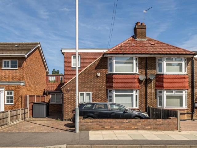 House for sale in Greater London
