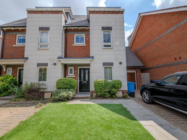 House for sale in Maidenhead